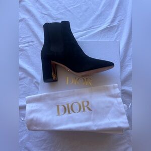 Dior D-Art Heeled Ankle Boot size 40.5 $1550